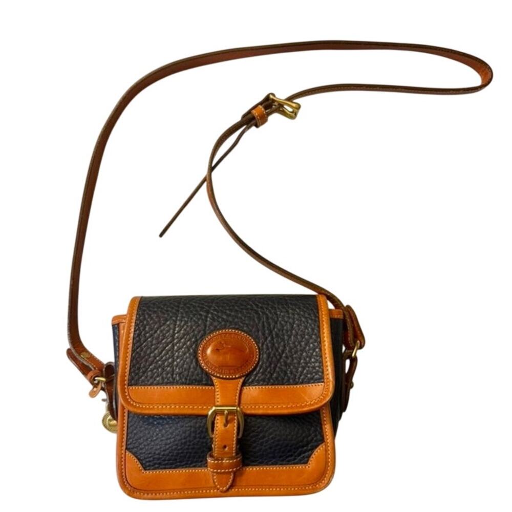 Vintage Y2K DOONEY & BOURKE Tan & Navy Pebbled Leather Crossbody